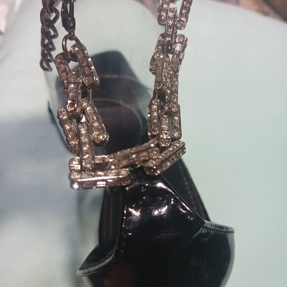 AZELEA WANG Ankle Wrap Chain Link Baguette's fluted heels size 8.5 - Picture 7 of 9